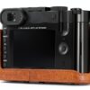 Étui cuir MegaGear Leica Q protection emplacements cartes-7